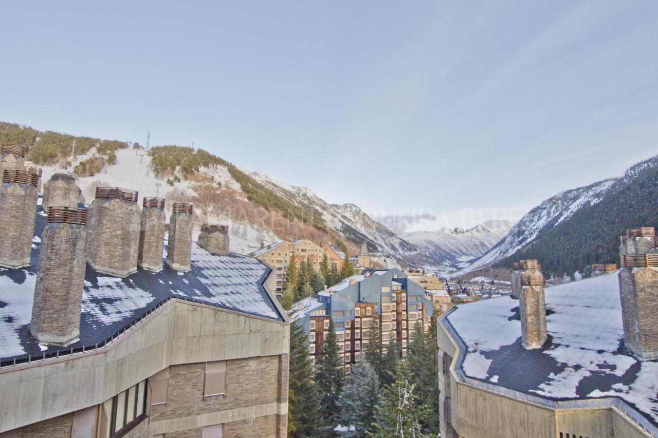Apartarent 1500 Baqueira Beret Exterior photo