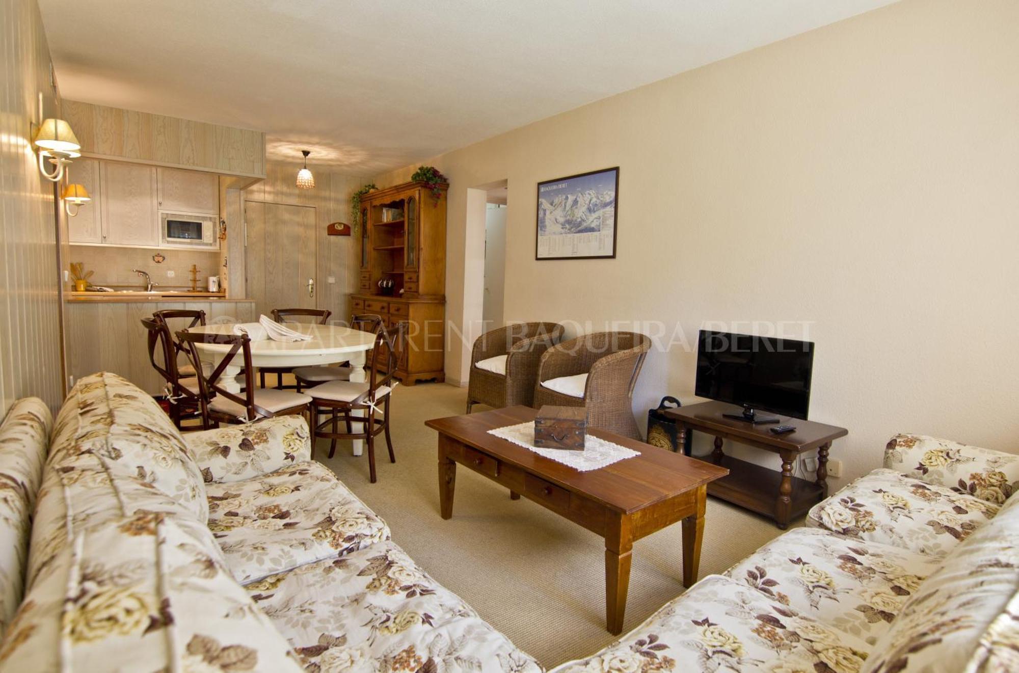 Apartarent 1500 Baqueira Beret Exterior photo