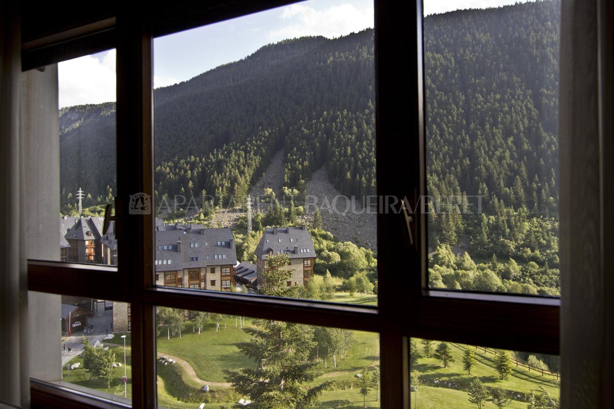 Apartarent 1500 Baqueira Beret Exterior photo